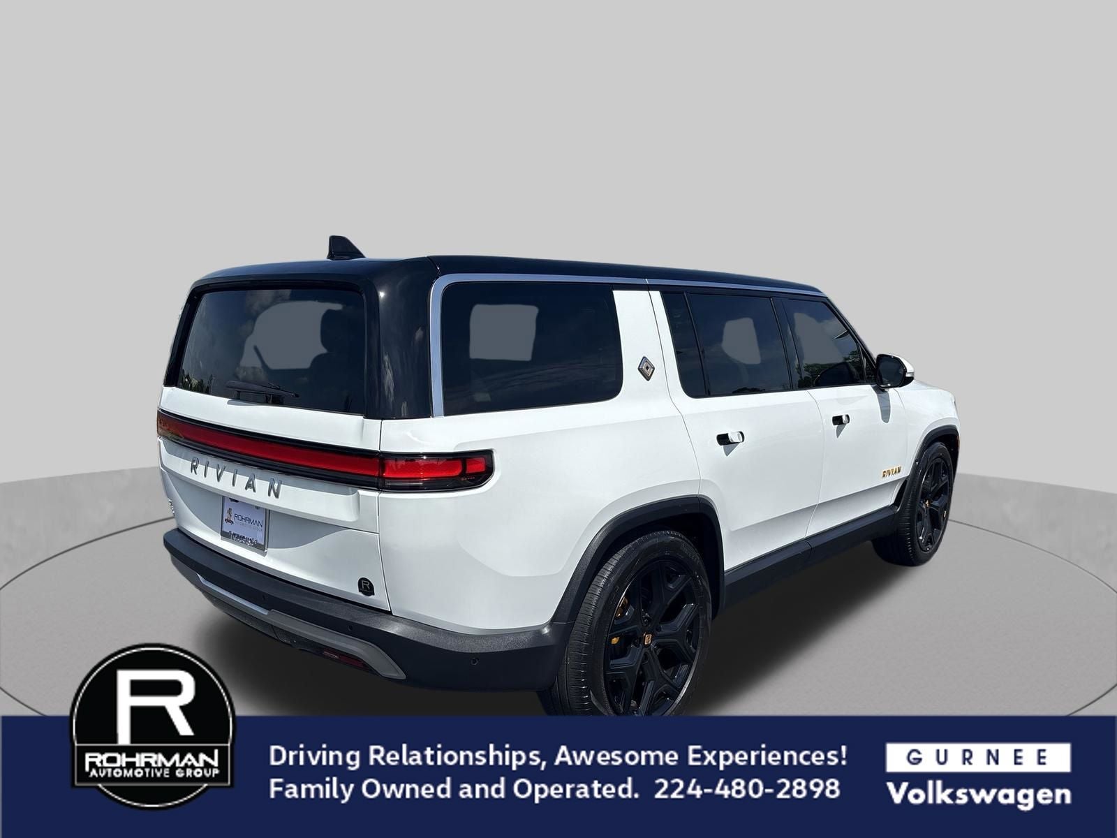 2023 Rivian R1S Adventure