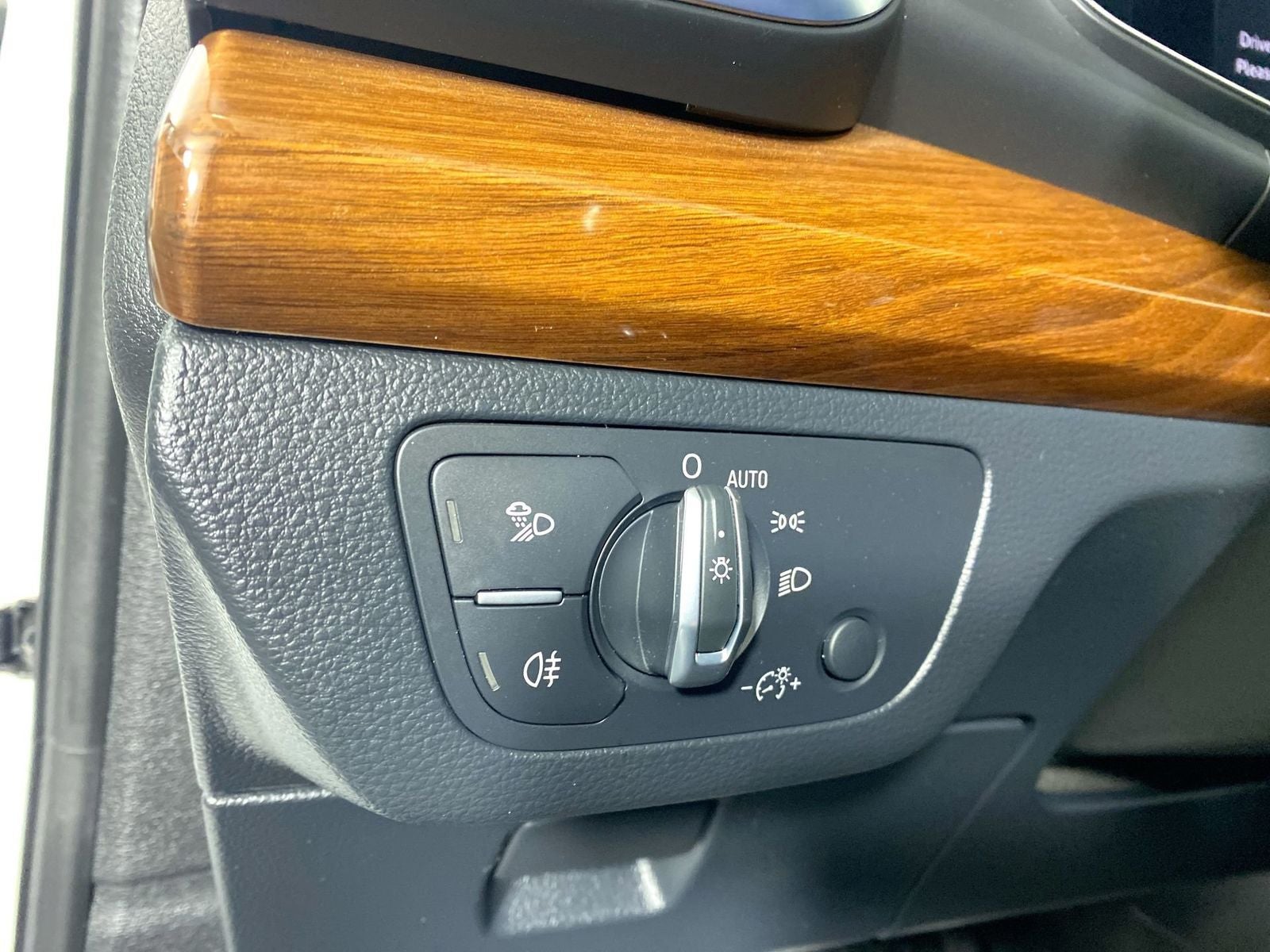 2022 Audi Q5 45 S line Premium Plus quattro