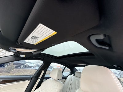 2021 BMW 5 Series M550i xDrive Driving Assistance/Premium Package