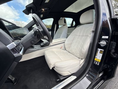 2024 BMW 7 Series 760i xDrive Premium Package M Aero