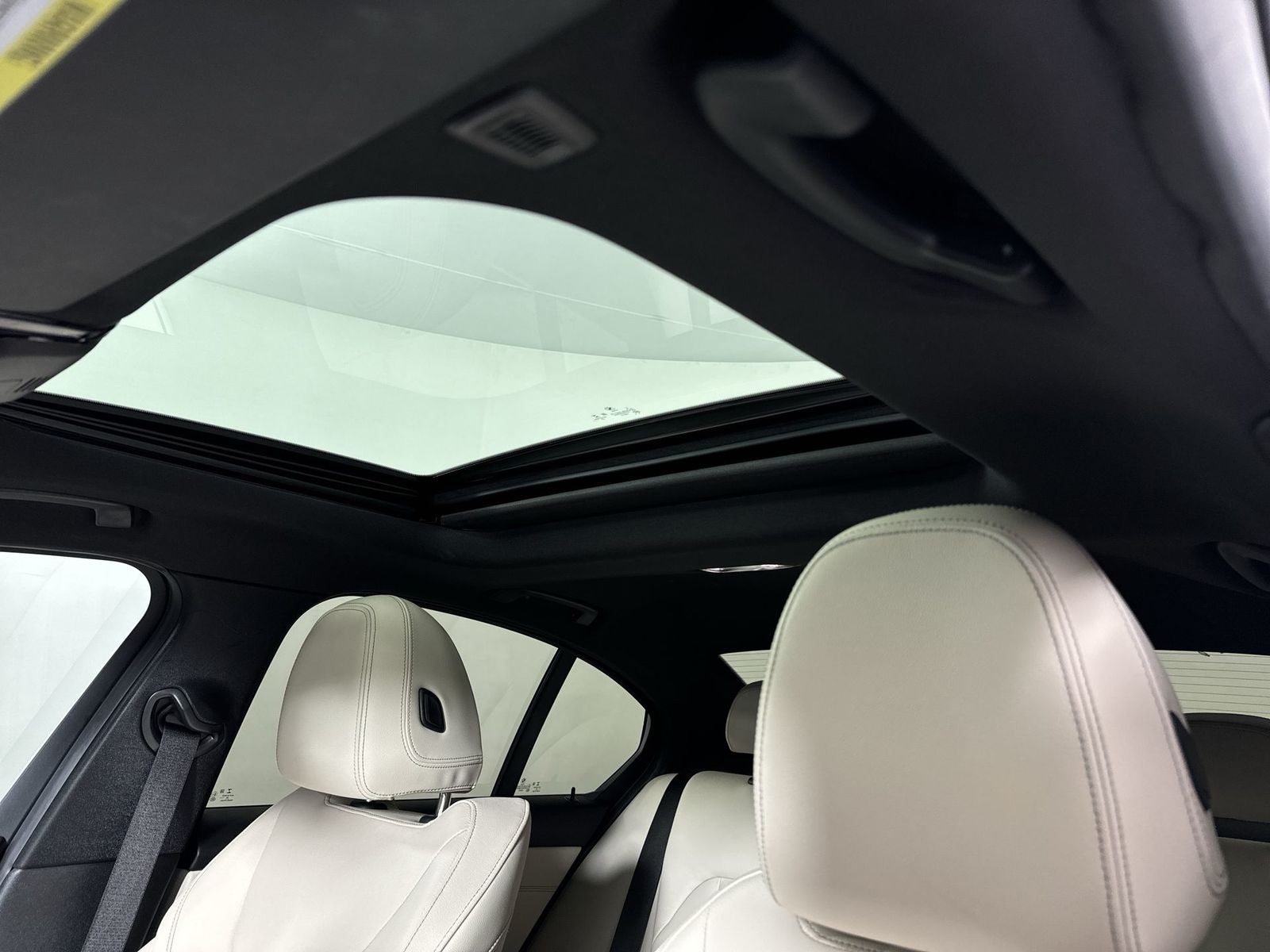 2021 BMW 3 Series 330i xDrive Premium Package