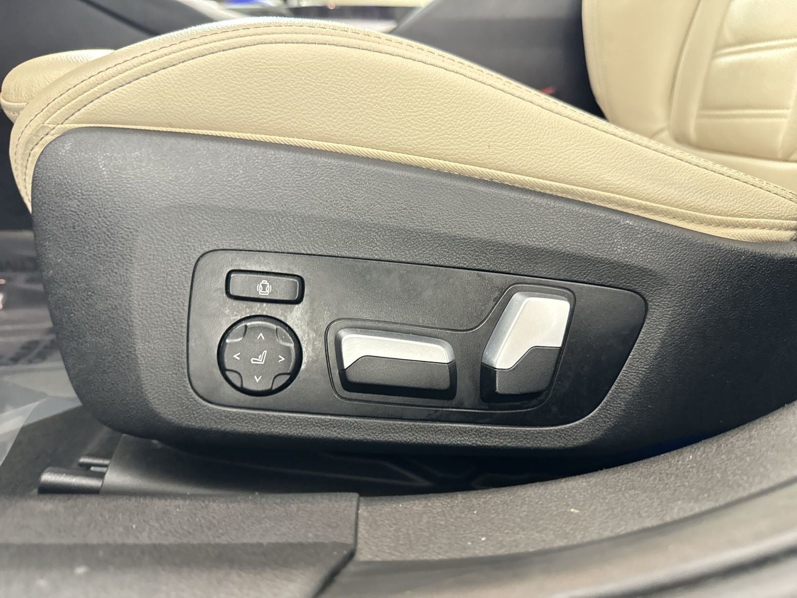 2021 BMW 3 Series 330i xDrive Premium Package