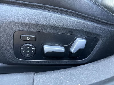 2021 BMW M3 Competition M Carbon Bucket Seats