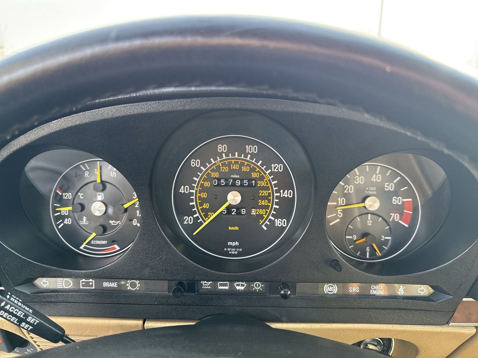 1988 Mercedes-Benz 500-Class 560 SL