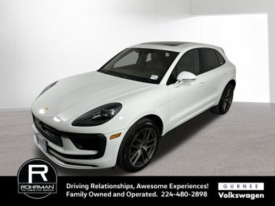 2023 Porsche Macan Base