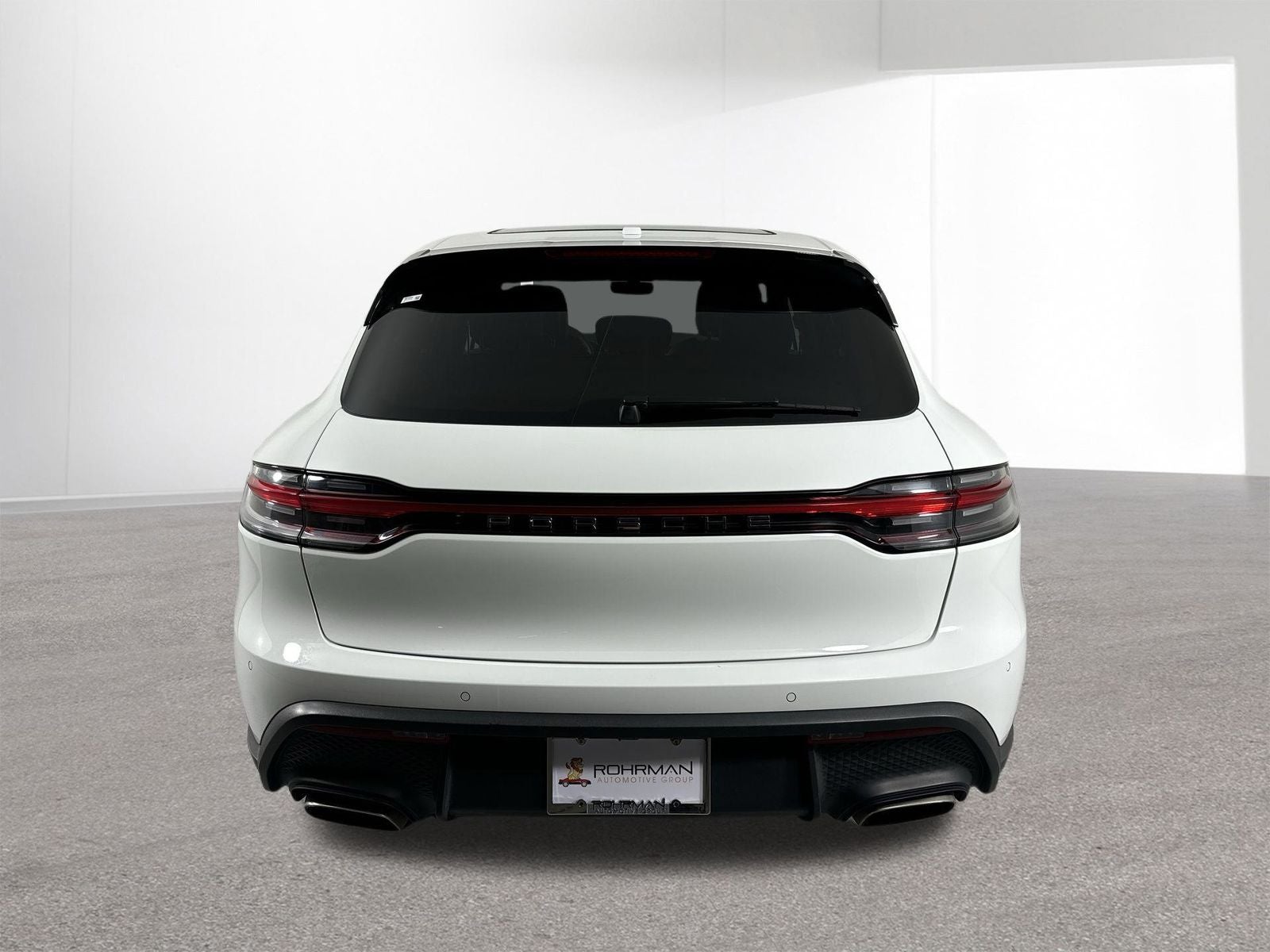 2023 Porsche Macan Base