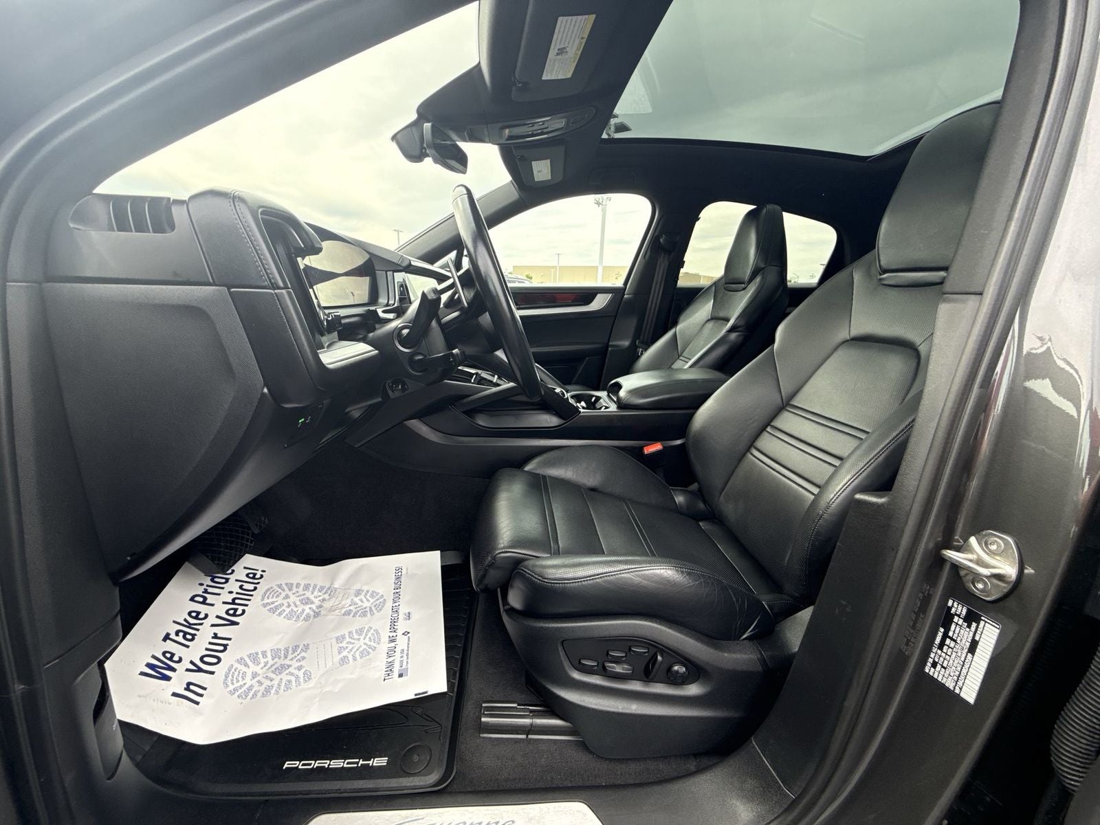 2024 Porsche Cayenne Coupe Base Premium Plus