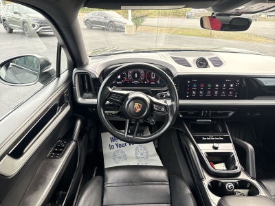 2024 Porsche Cayenne Coupe Base Premium Plus