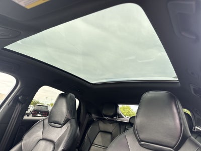 2024 Porsche Cayenne Coupe Base Premium Plus