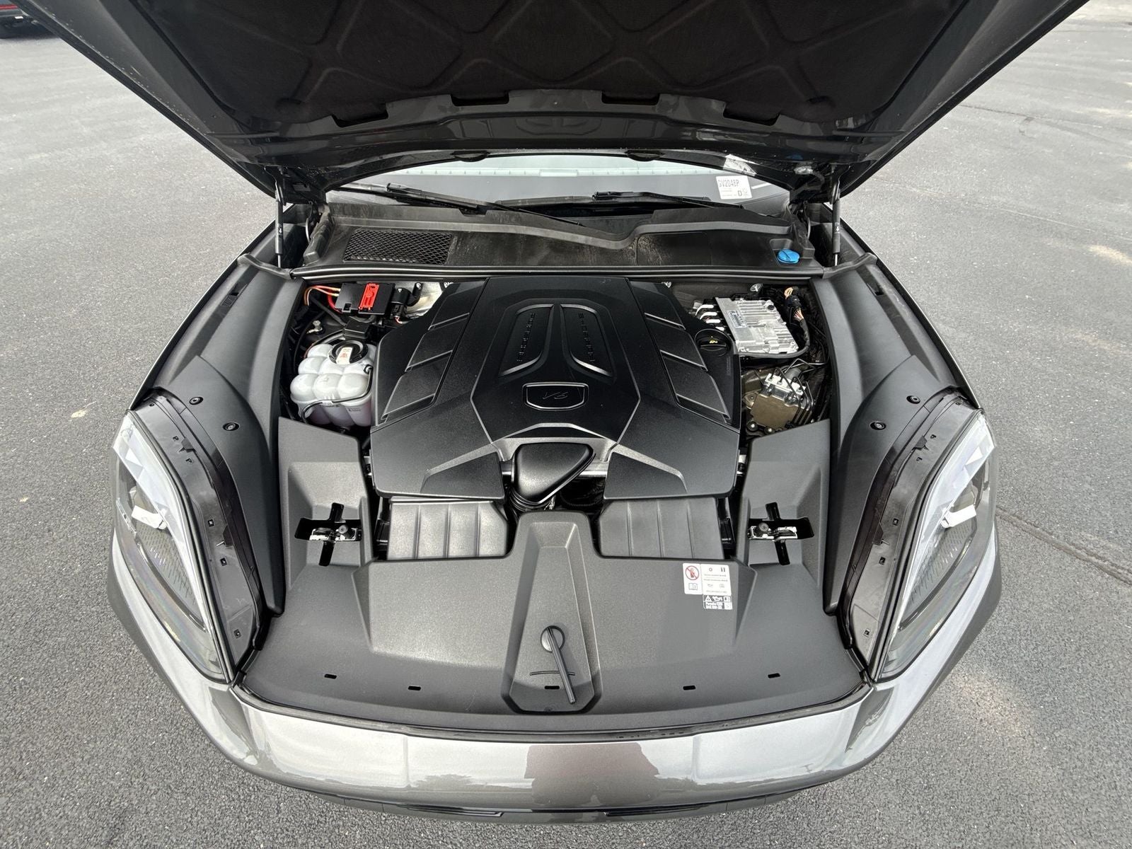 2024 Porsche Cayenne Coupe Base Premium Plus