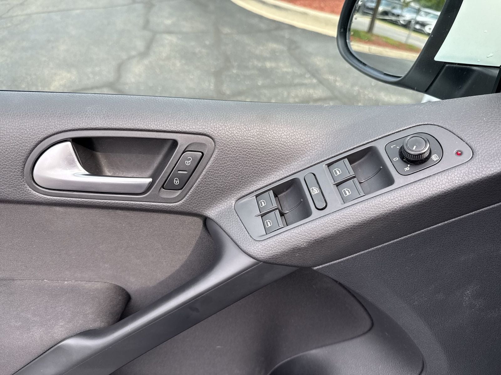 2018 Volkswagen Tiguan Limited 2.0T 4Motion