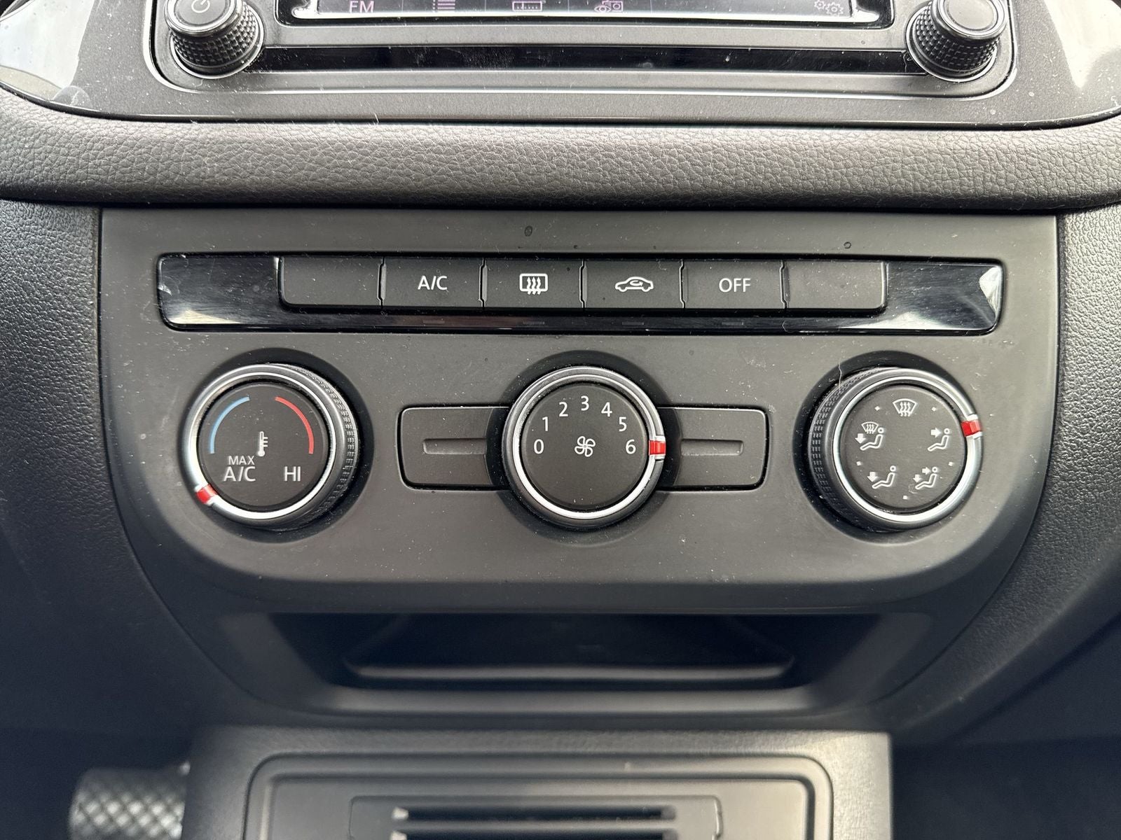 2018 Volkswagen Tiguan Limited 2.0T 4Motion