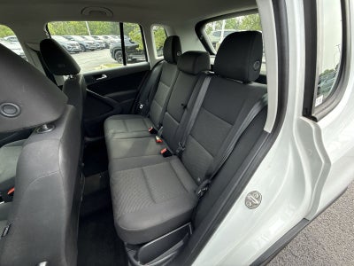 2018 Volkswagen Tiguan Limited 2.0T 4Motion