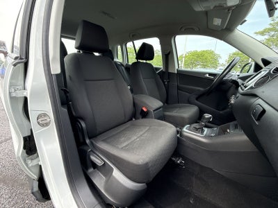 2018 Volkswagen Tiguan Limited 2.0T 4Motion