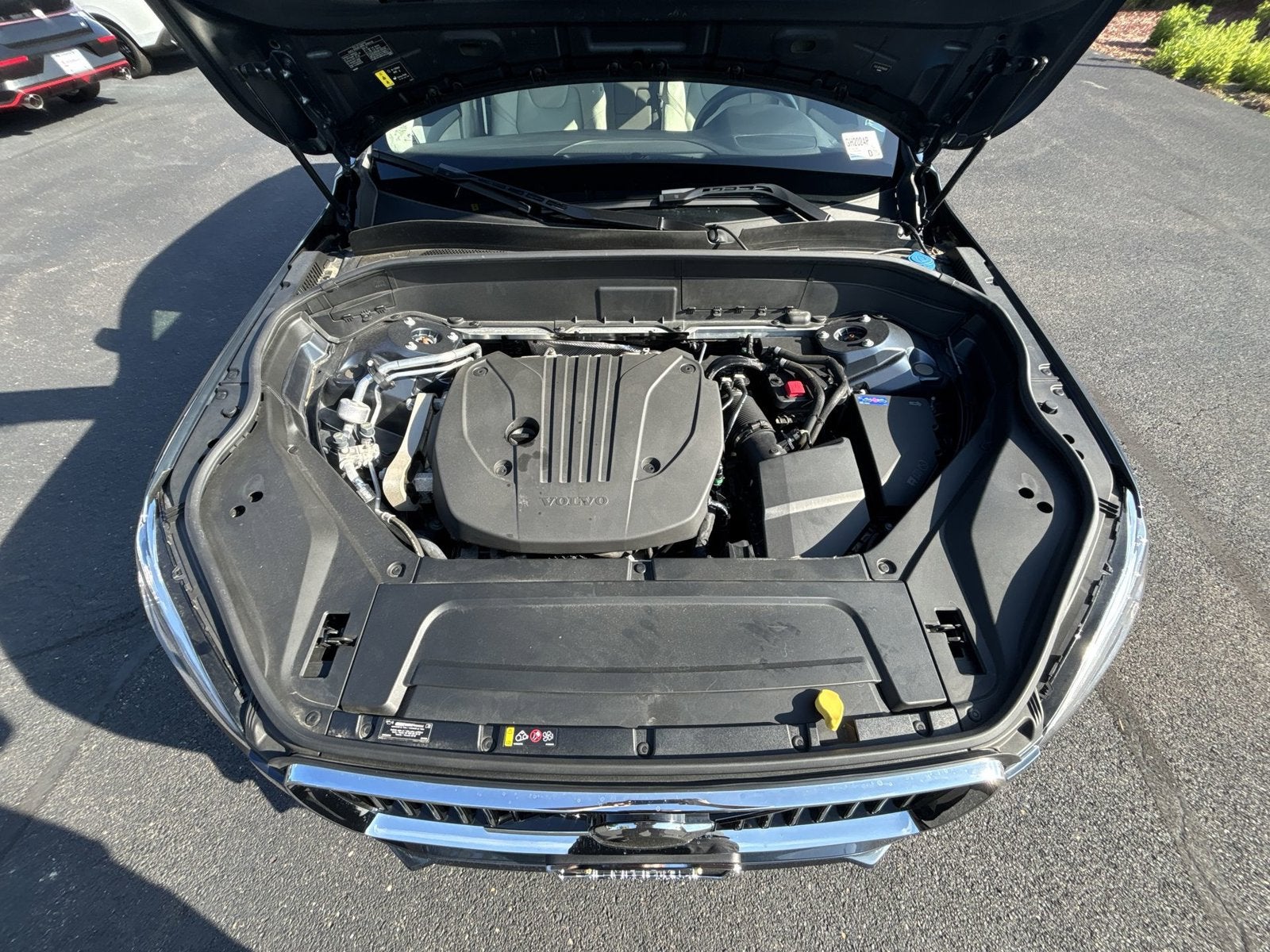 2023 Volvo XC90 B5 Core